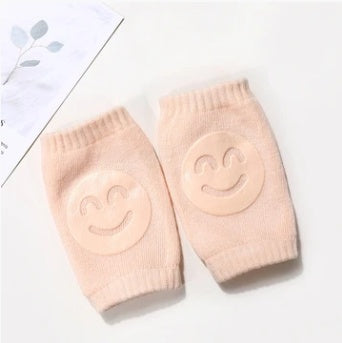Sommarsockor med knäskydd – mjuka babystrumpor för småbarn